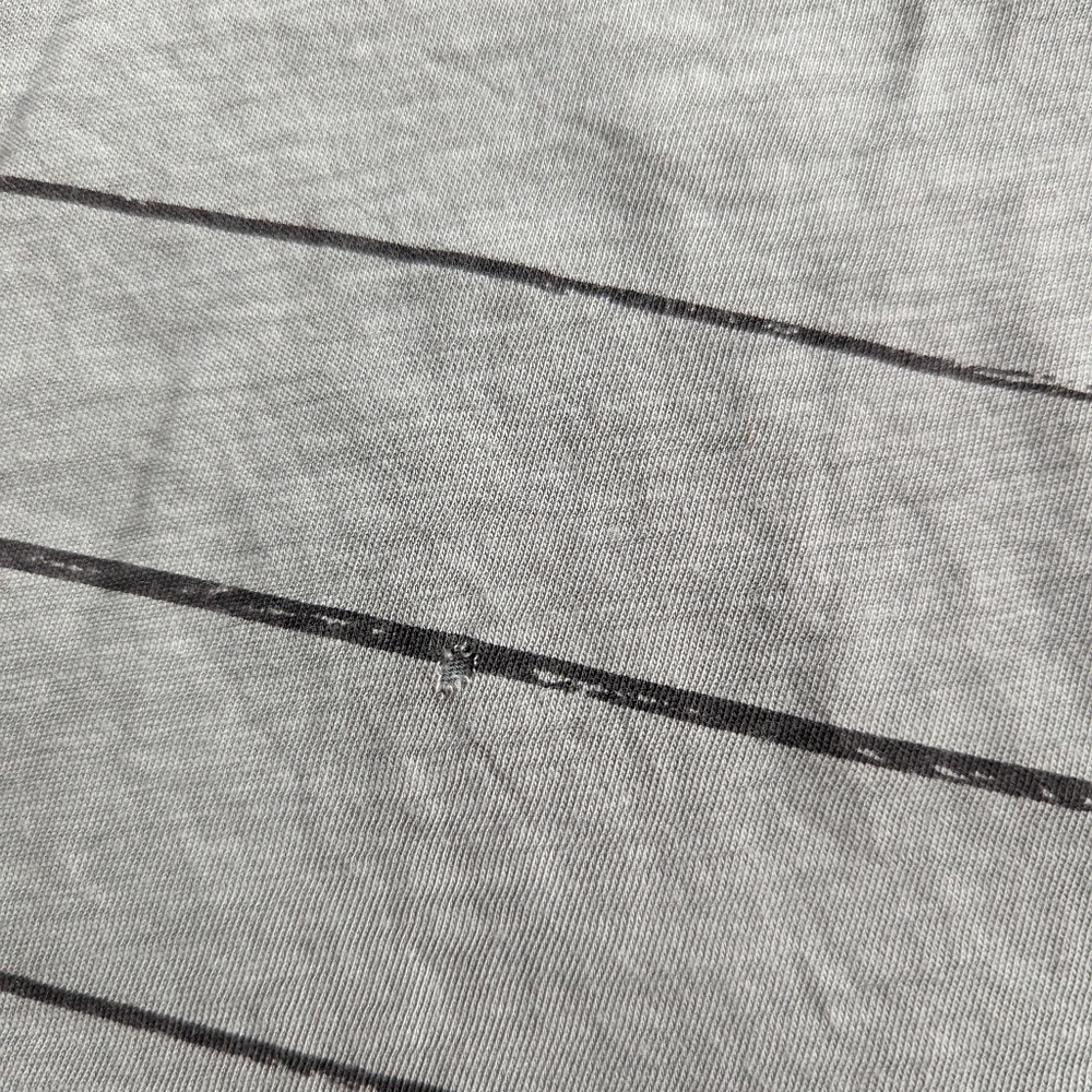Athleta tee - Picture 3 of 3